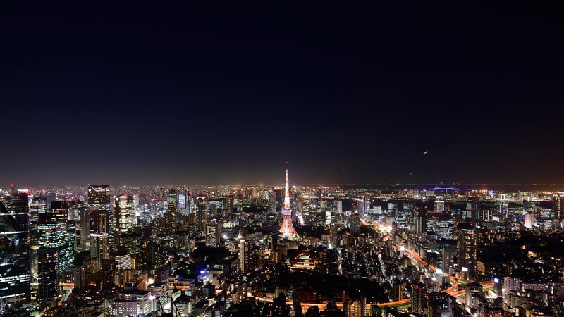 Вид на город ночью с множеством огней (токио, tokyo, токийская башня, tokyo tower, путешествие)