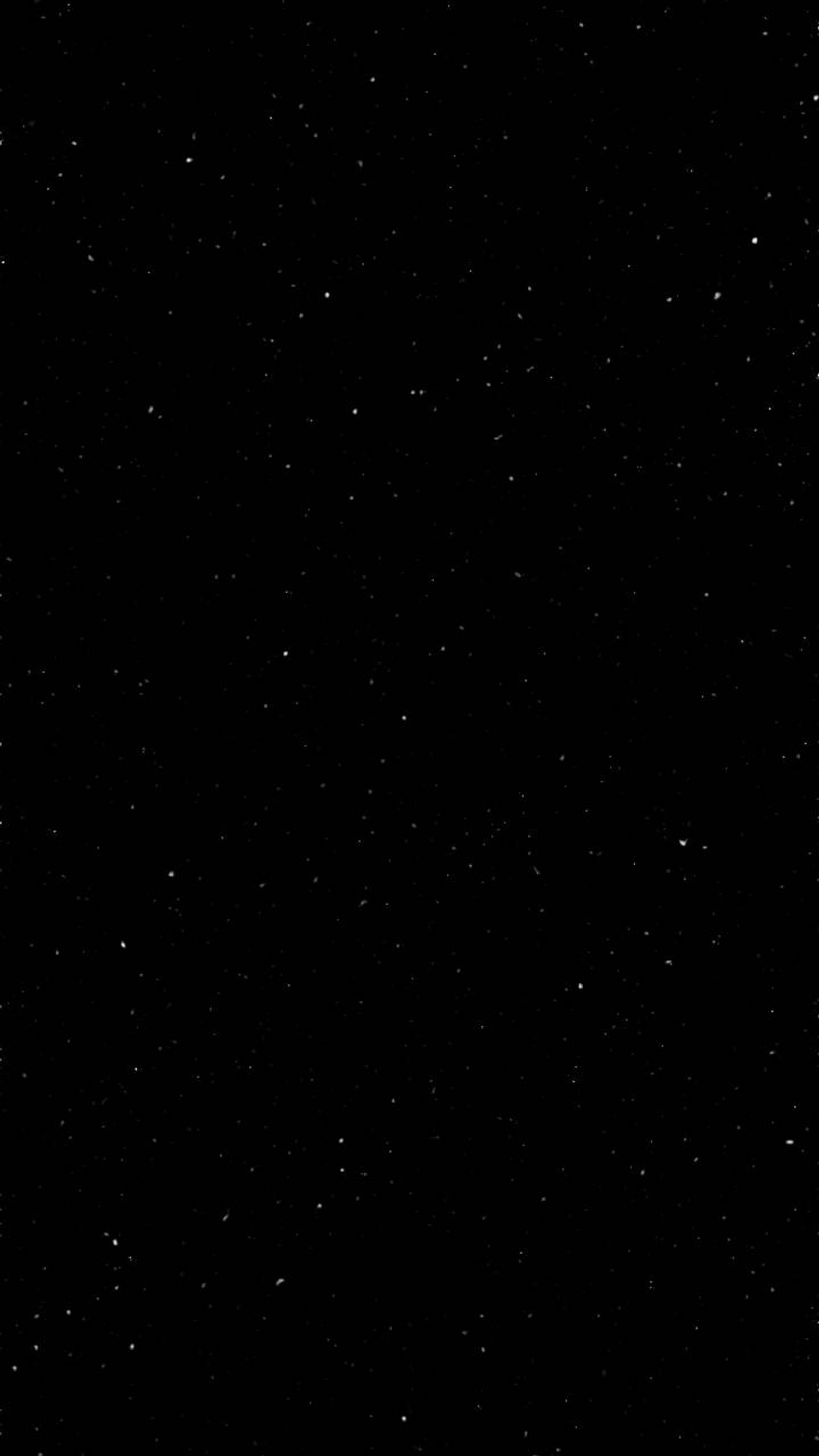 Un primer plano de un cielo negro con algunas estrellas (negro, marrón, colores, oscuro, eyad)