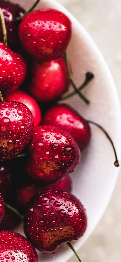 Cerezas frescas: Una explosión de romance y felicidad