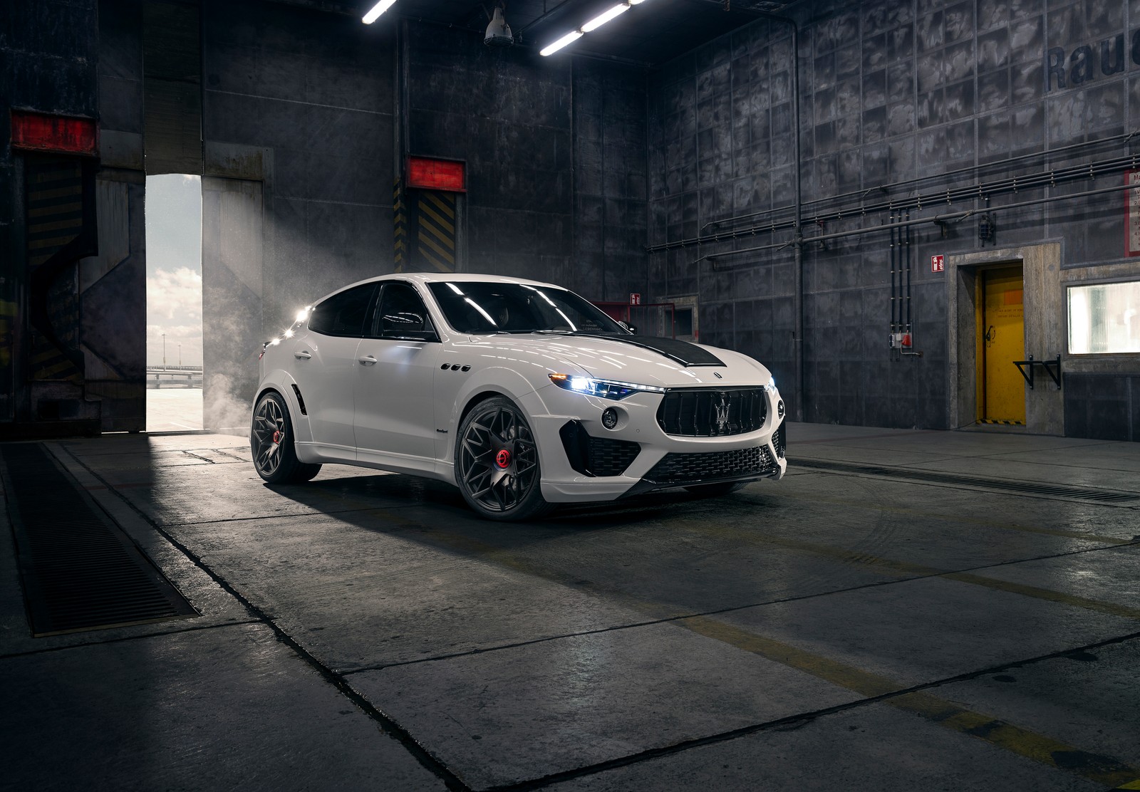 Download maserati levante s q4 gransport esteso, novitec, 2020, cars, 4k wallpaper for free