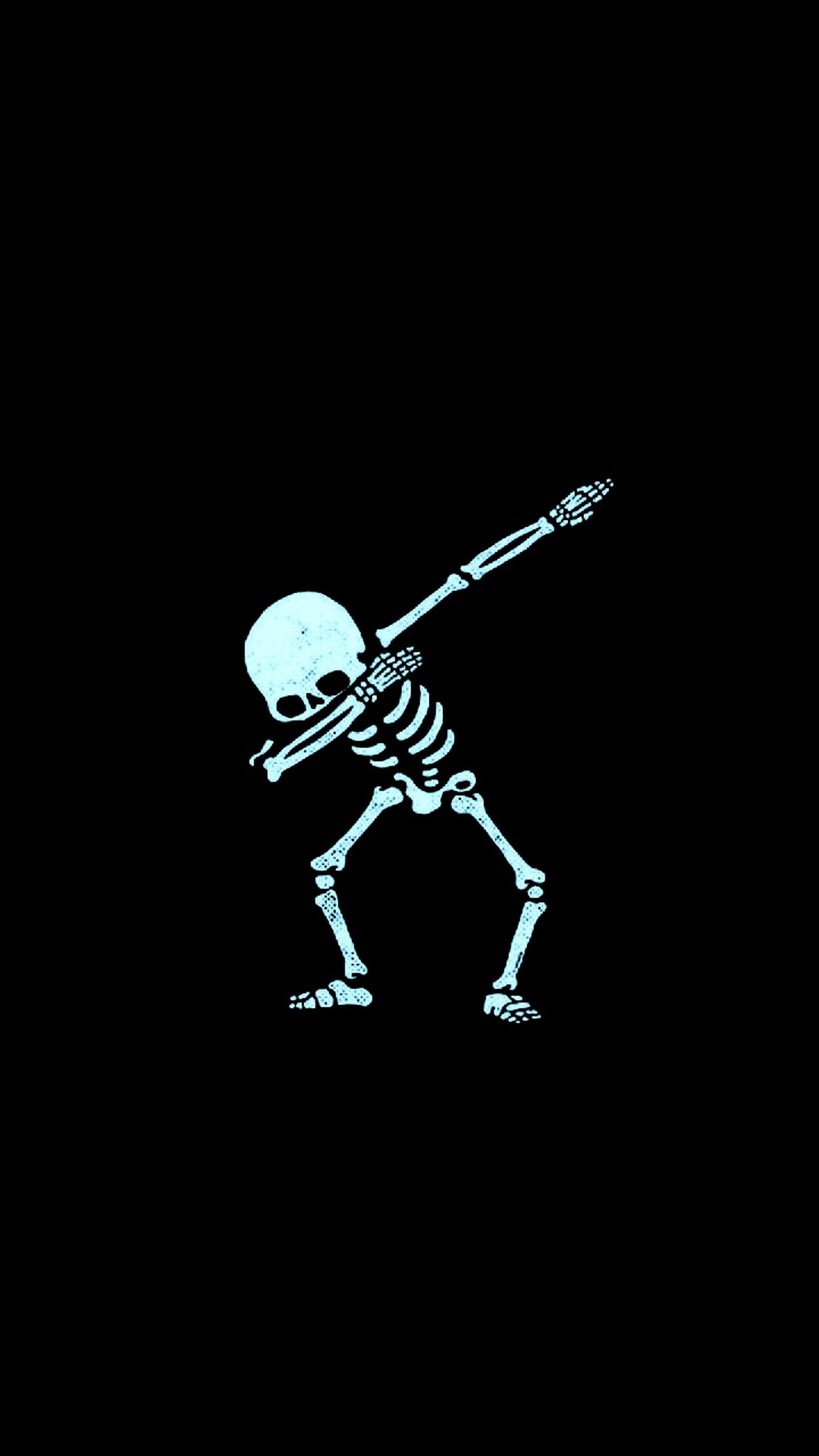 Arafed skeleton with a baseball bat in the dark (skeleton, spooky)