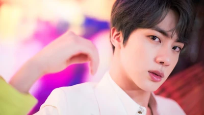 Kim Seok Jin von BTS: Charismatische Eleganz