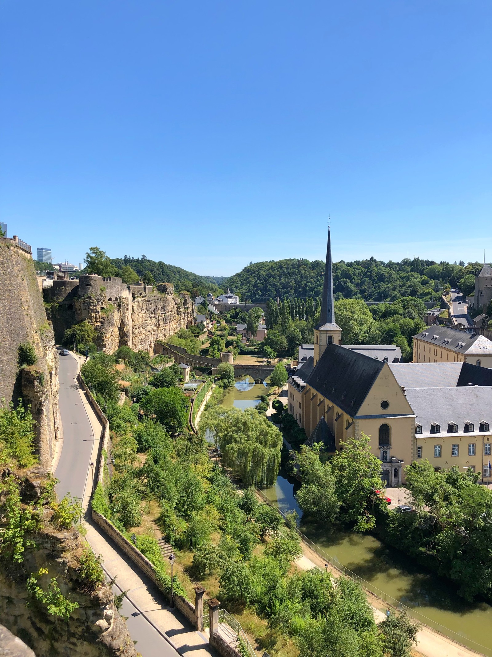 Lade tourismus, wissenschaft, biologie, gewässer, straße Hintergrund herunter