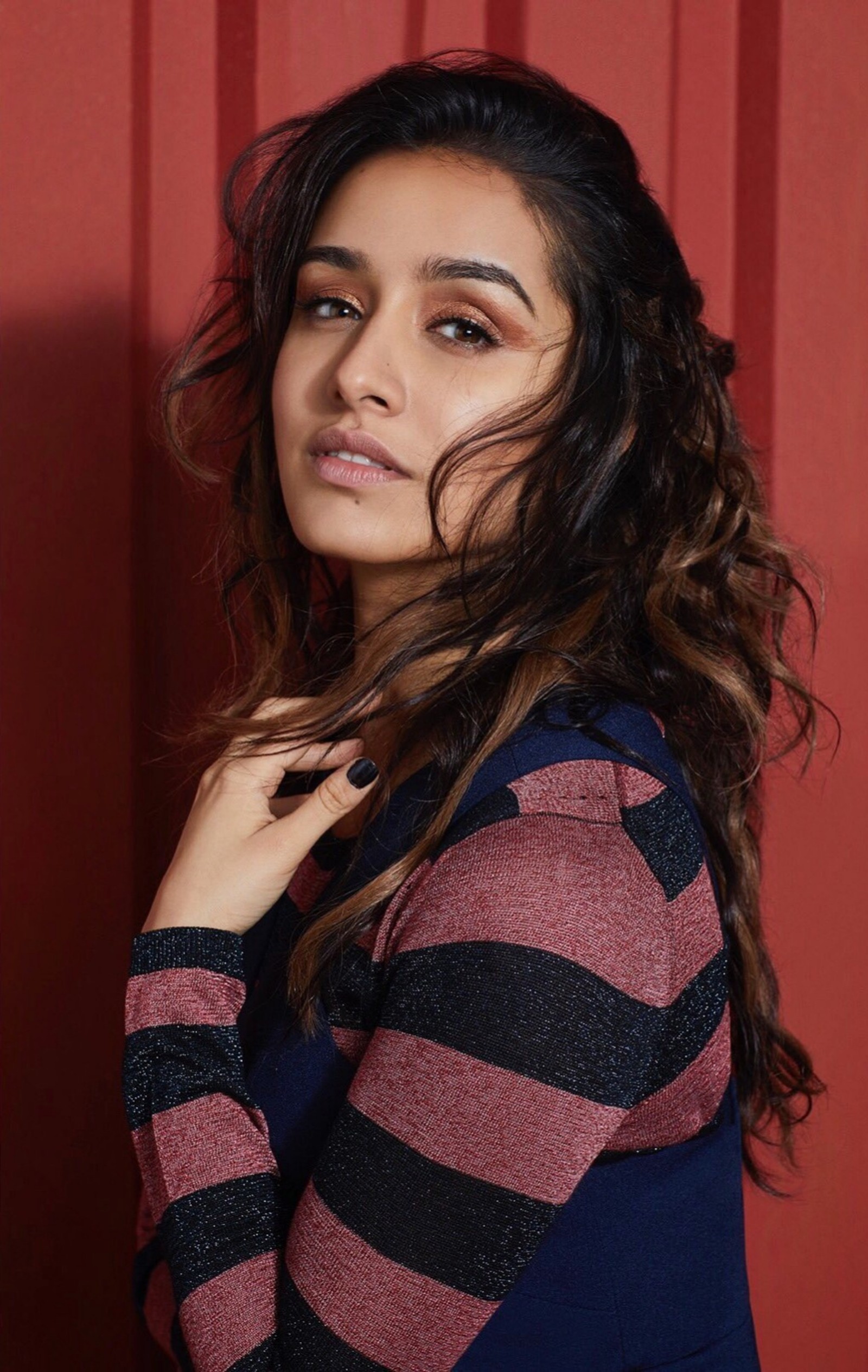 Lade aliabhat, shraddha, shraddha kapoor, shraddhakapoor Hintergrund herunter