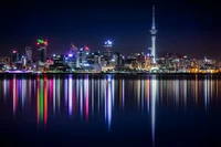 auckland, paisaje urbano, noche, luces de la ciudad, reflexión