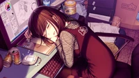 Chica de anime durmiendo pacíficamente en su escritorio, rodeada de materiales de arte y bocetos.