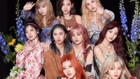 Membros do TWICE na vibrante moda floral: conceito do álbum More & More