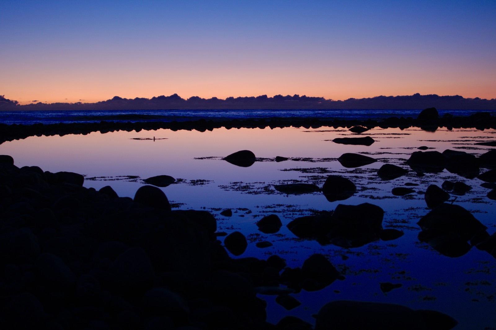 Descargar fondo de pantalla north sea, atardecer, crepúsculo, cuerpo de agua, rocas