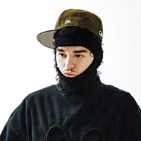 Yeat: Rapper americano em streetwear estiloso papel de parede 4K