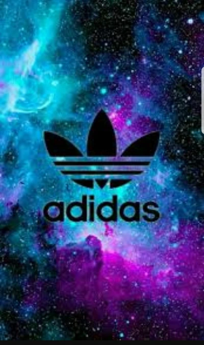 Logo Adidas contre un fond cosmique