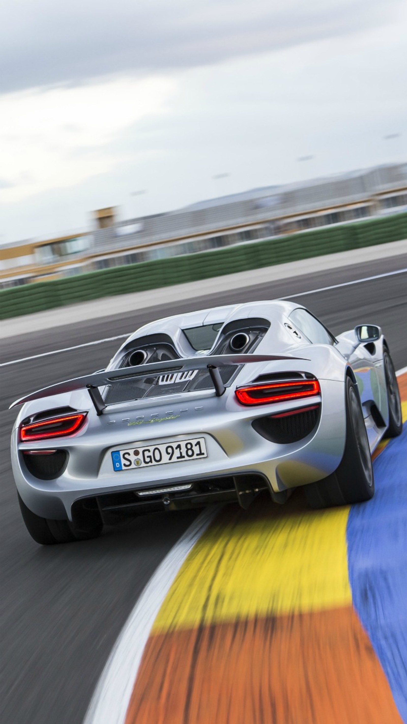 Скачать обои 918, porsche, спайдер, spyder