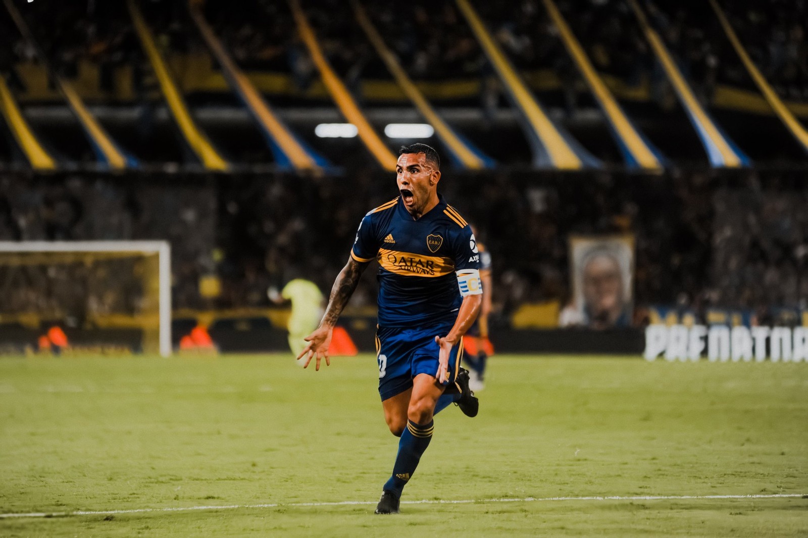 Téléchargez le fond d'écran boca juniors, tevez