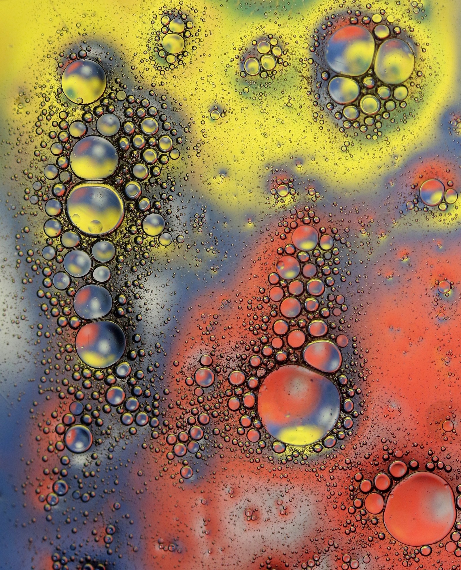 A close up of a painting of bubbles on a surface (fractal art, water, art, psychedelic art, circle)