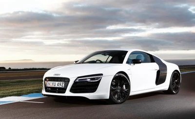 2015 Audi R8: Удивительный спортивный автомобиль