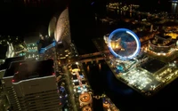 Cenário noturno vibrante de Yokohama com a Torre Landmark e a roda-gigante iluminada