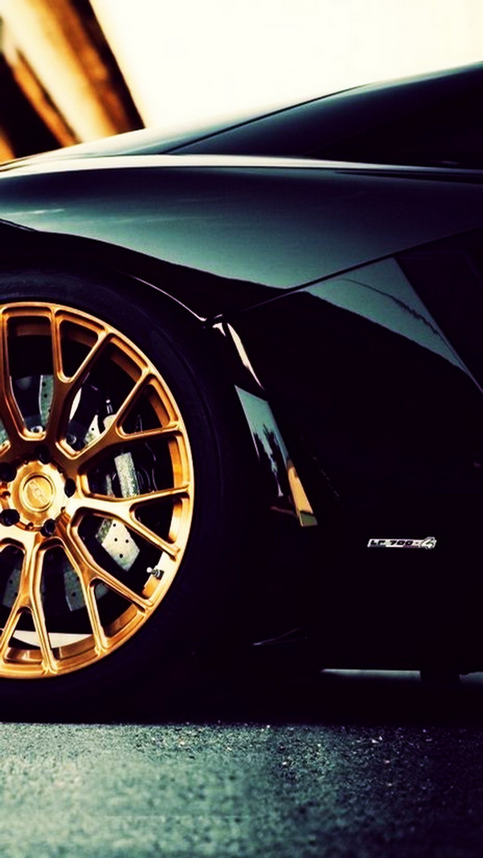 gold, lamborghini, tyre, wheel Download Wallpaper