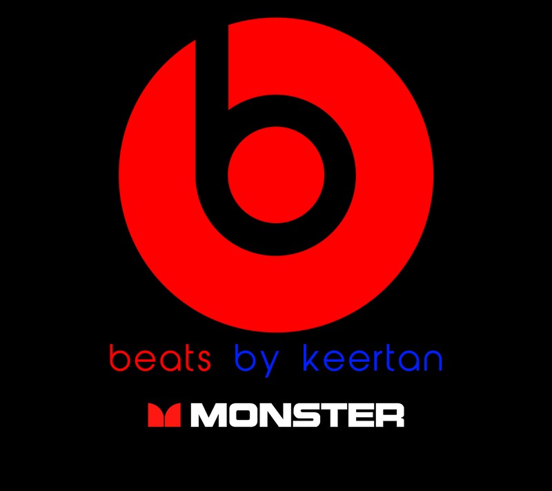 Крупный план красного и черного логотипа монстра с надписью 'beats by keeronn' (биты, beats, монстр)