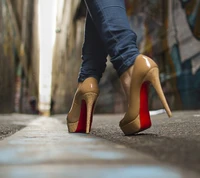 city, girl in heels wallpaper