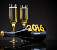 Brindis de Año Nuevo celebratorio con champán y decoración brillante de 2016