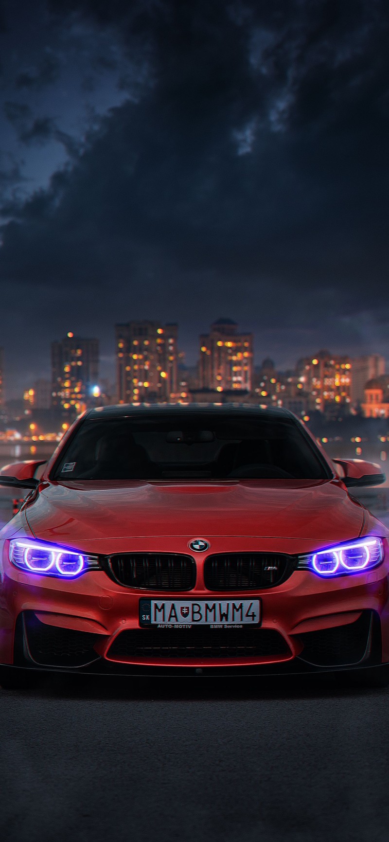 Bmw m4 купе с красными огнями на фоне ночного города (bmw, bmw m5, бмв 8 серии, bmw 8 series, bmw m4)