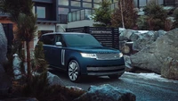 2024 Range Rover SV: Luxus trifft auf Leistung in einer atemberaubenden Landschaft