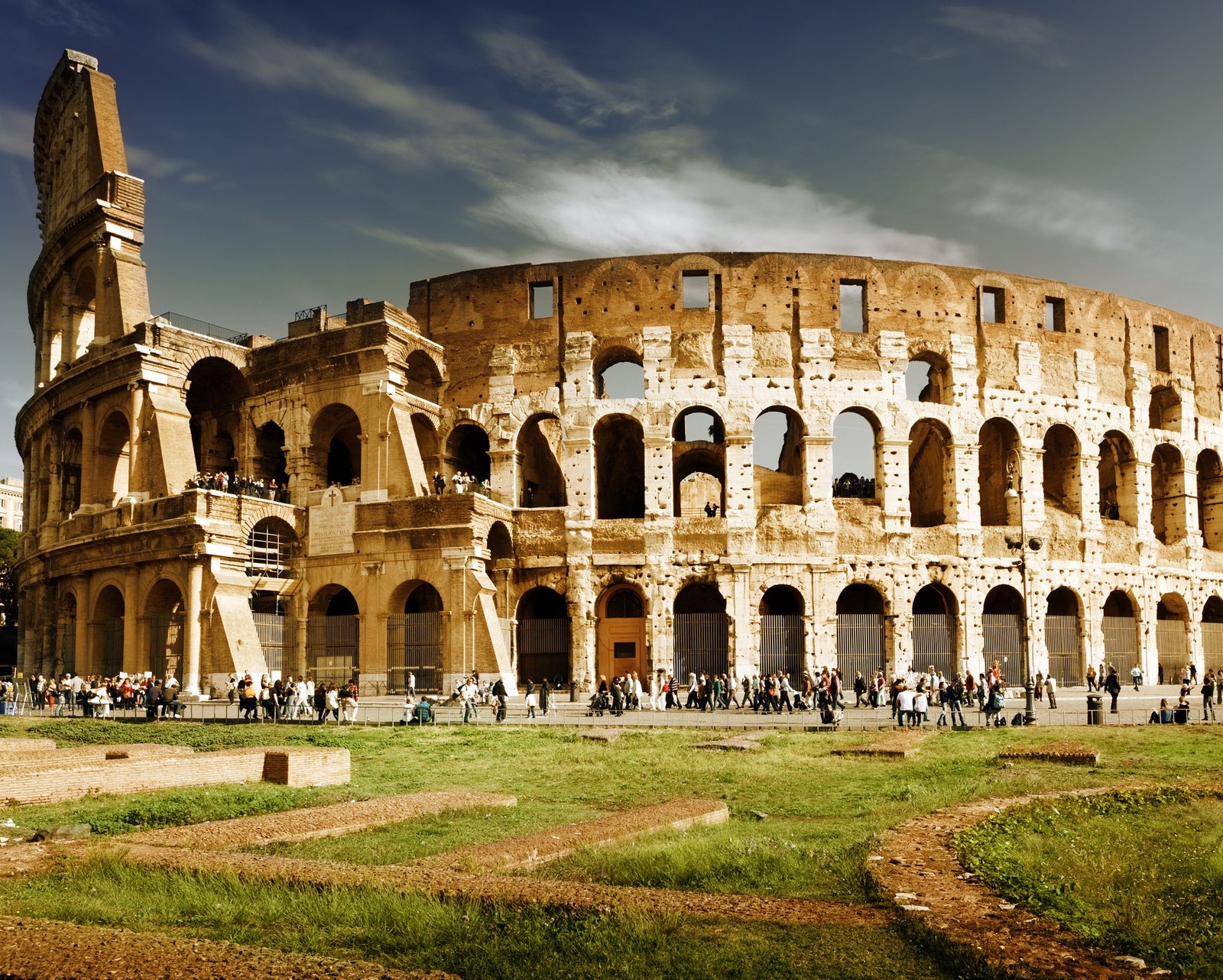 Vista do coliseu em roma, itália (arena, itália, roma)