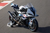 BMW S 1000 RR: Leistung trifft Präzision auf der Rennstrecke