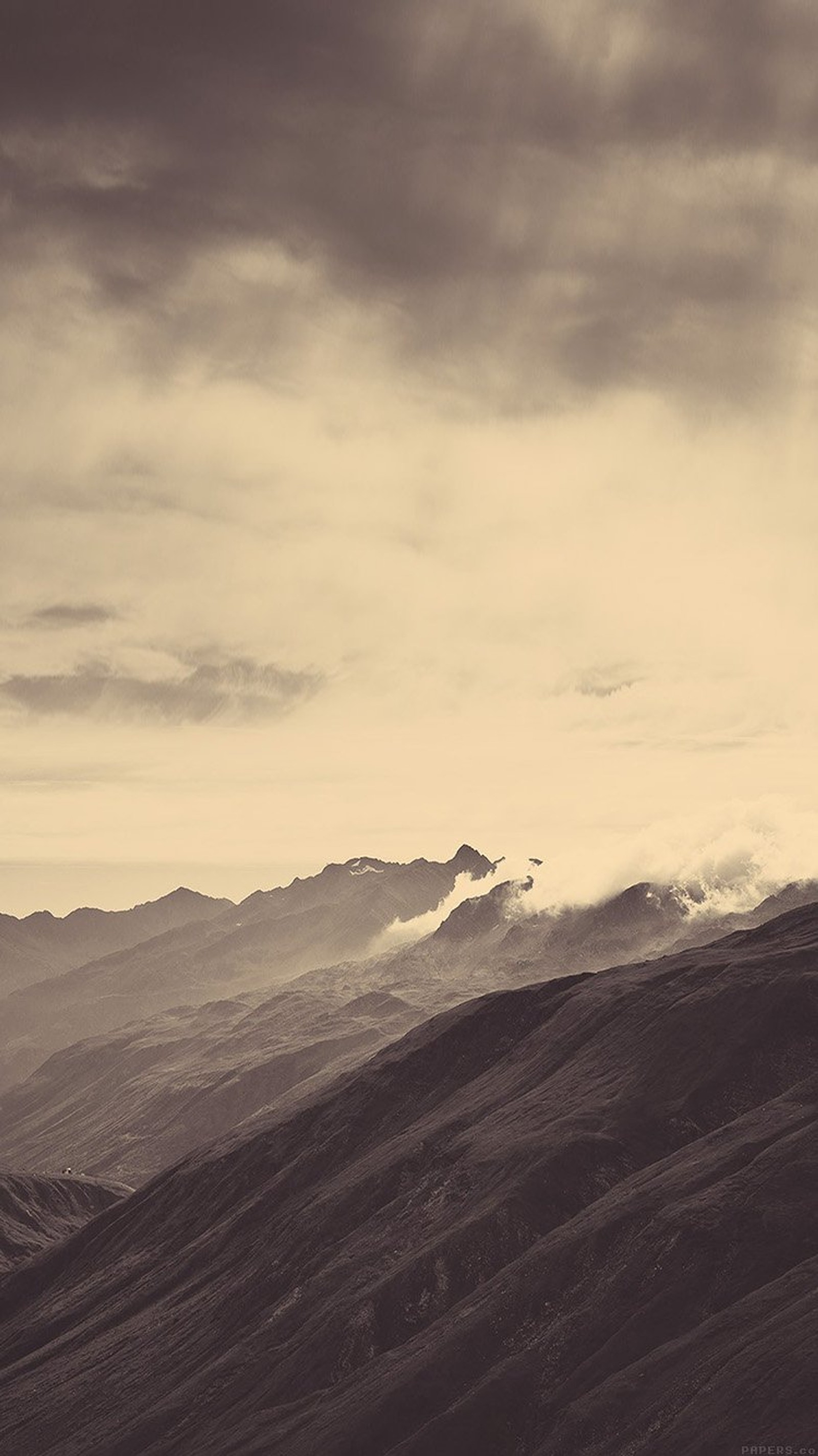 Lade nebel, iphone, landschaft, berg, ansicht Hintergrund herunter