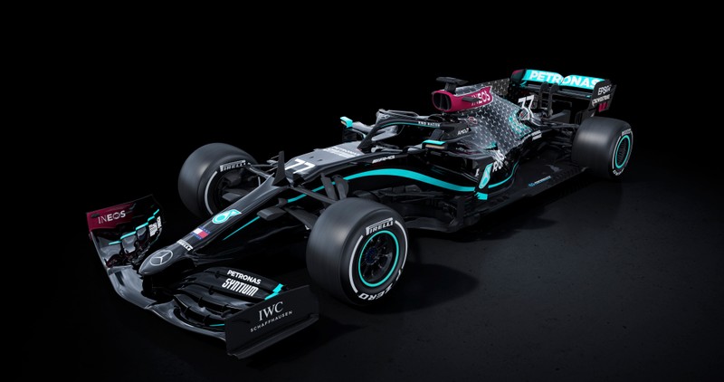 Формула mercedes показана в студийном снимке (мерседес амг ф1 w11 eq performance, mercedes amg f1 w11 eq performance, 2020, f1 автомобили, электрические гоночные автомобили)