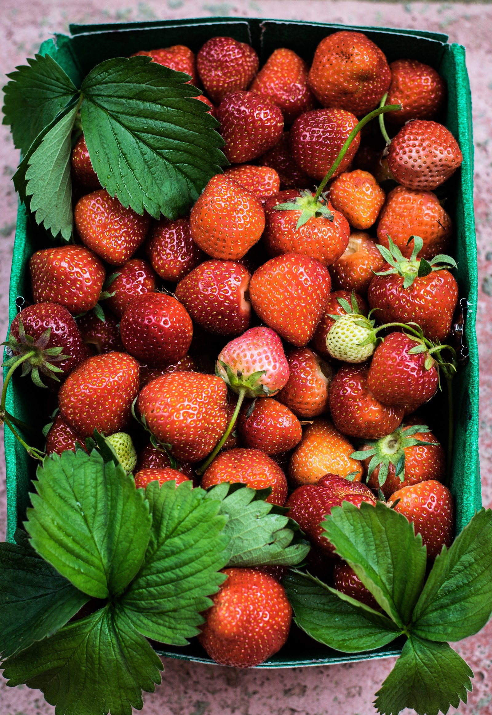 food, strawberry, fruit, natural foods, plant wallpaper