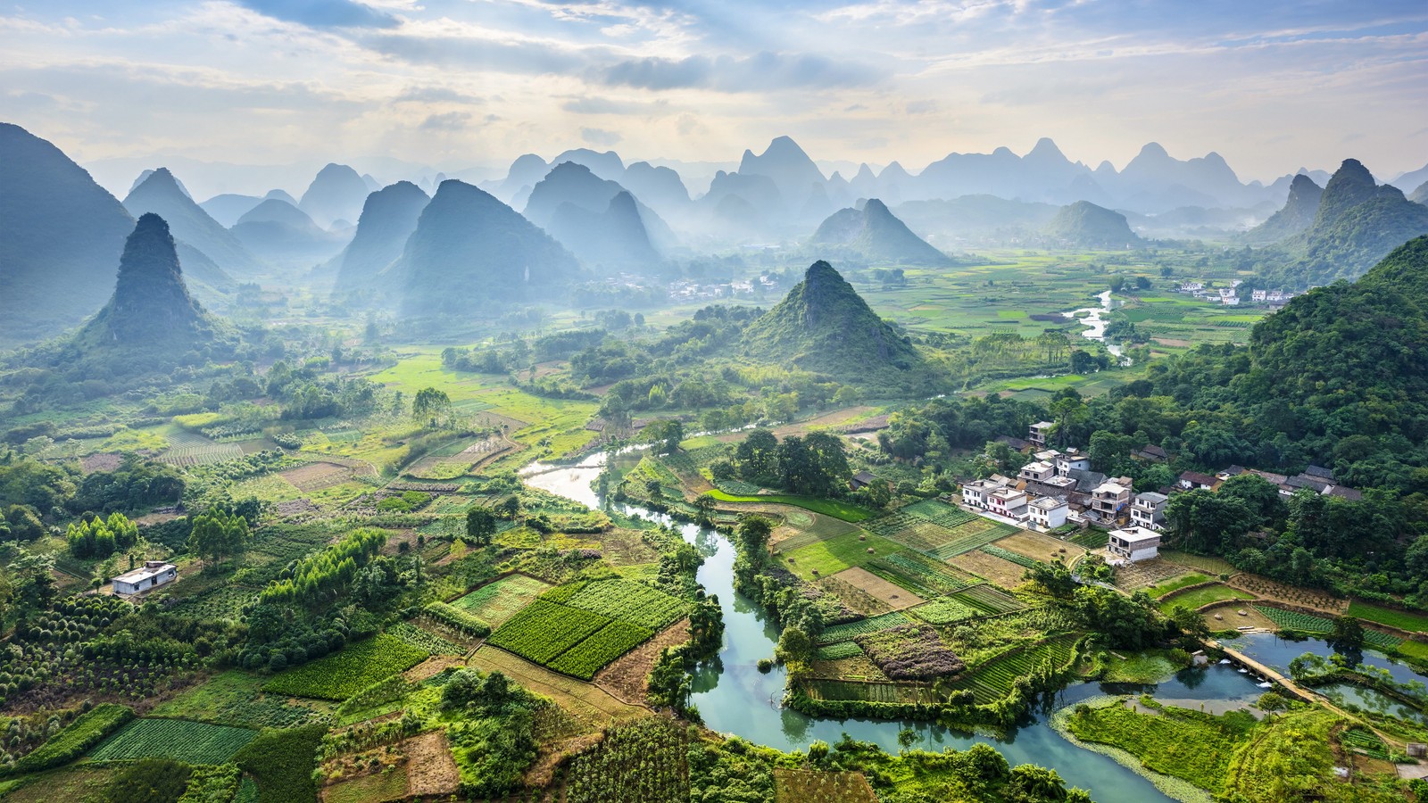 Vue de la campagne du guizhou, chine (formes montagneuses, montagne, nature, station de montagne, point de repère)