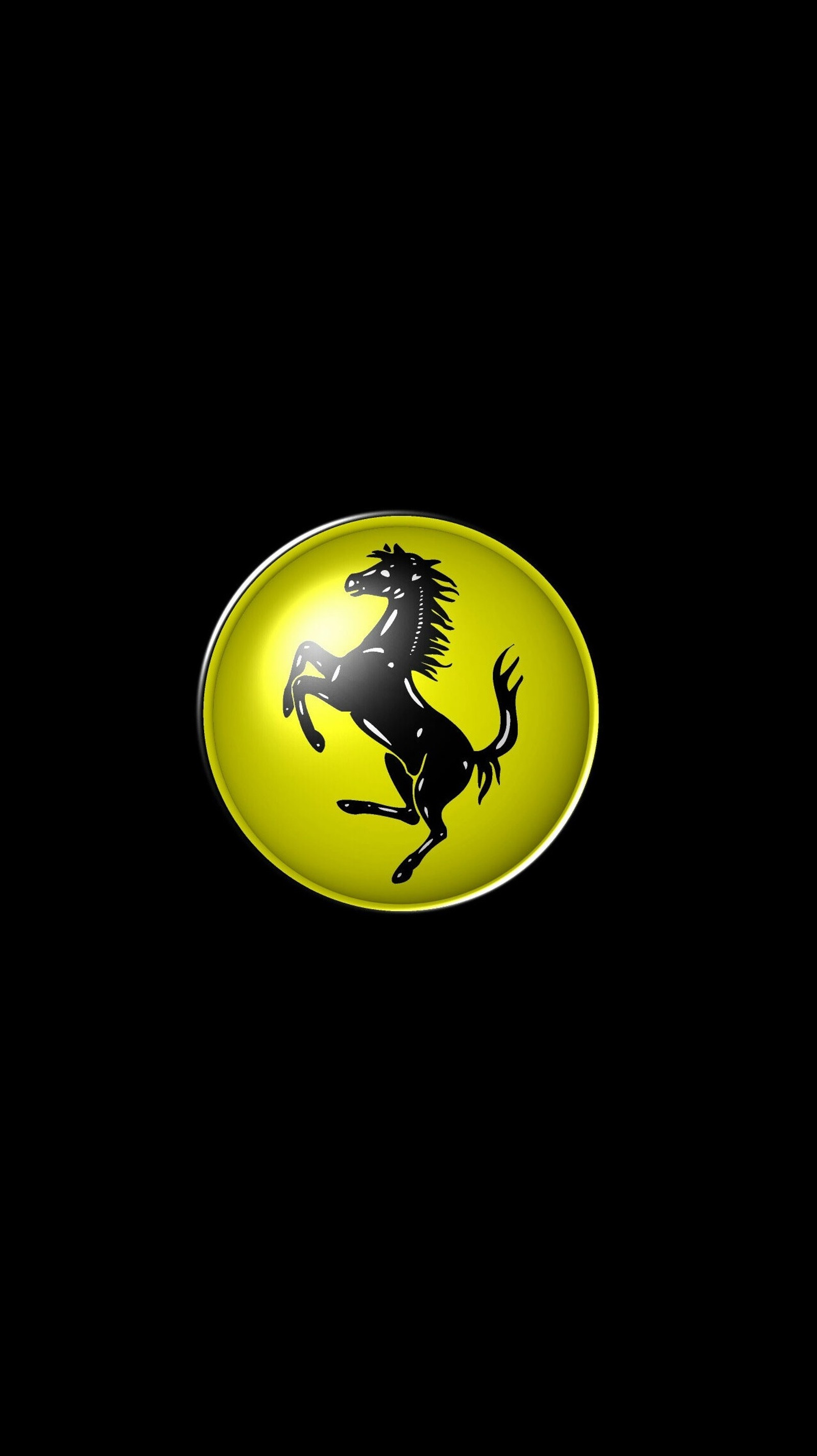 Un primer plano del logo de ferrari sobre un fondo negro (negro, ferrar, logotipo)