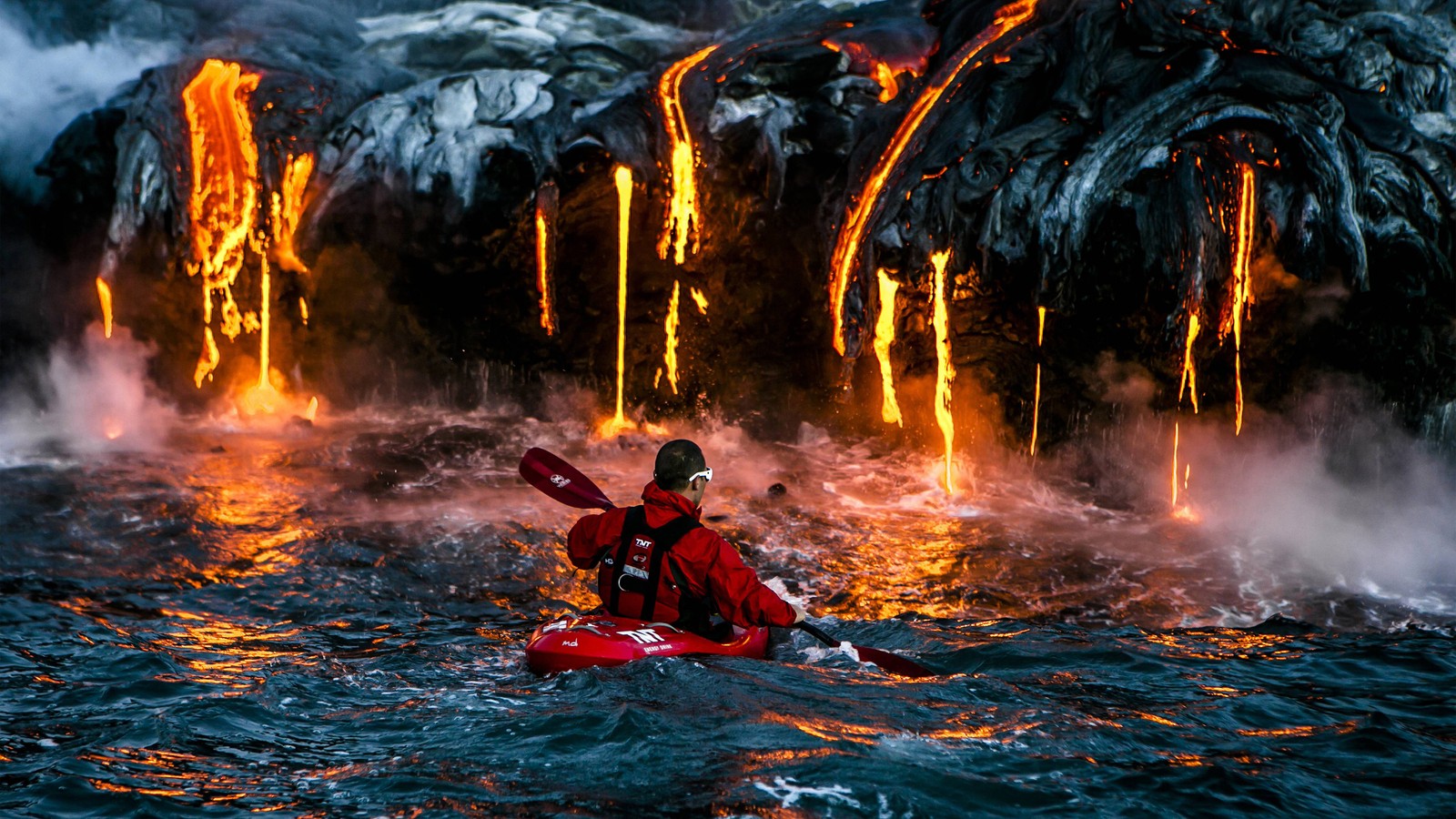 Téléchargez le fond d'écran eau, lave, feu de camp, kayak, kayak de mer