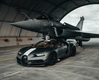 Bugatti Chiron Sport Les Légendes du Ciel avec Dassault Rafale dans le hangar