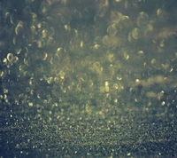 Brilho cintilante das gotas de chuva em foco suave