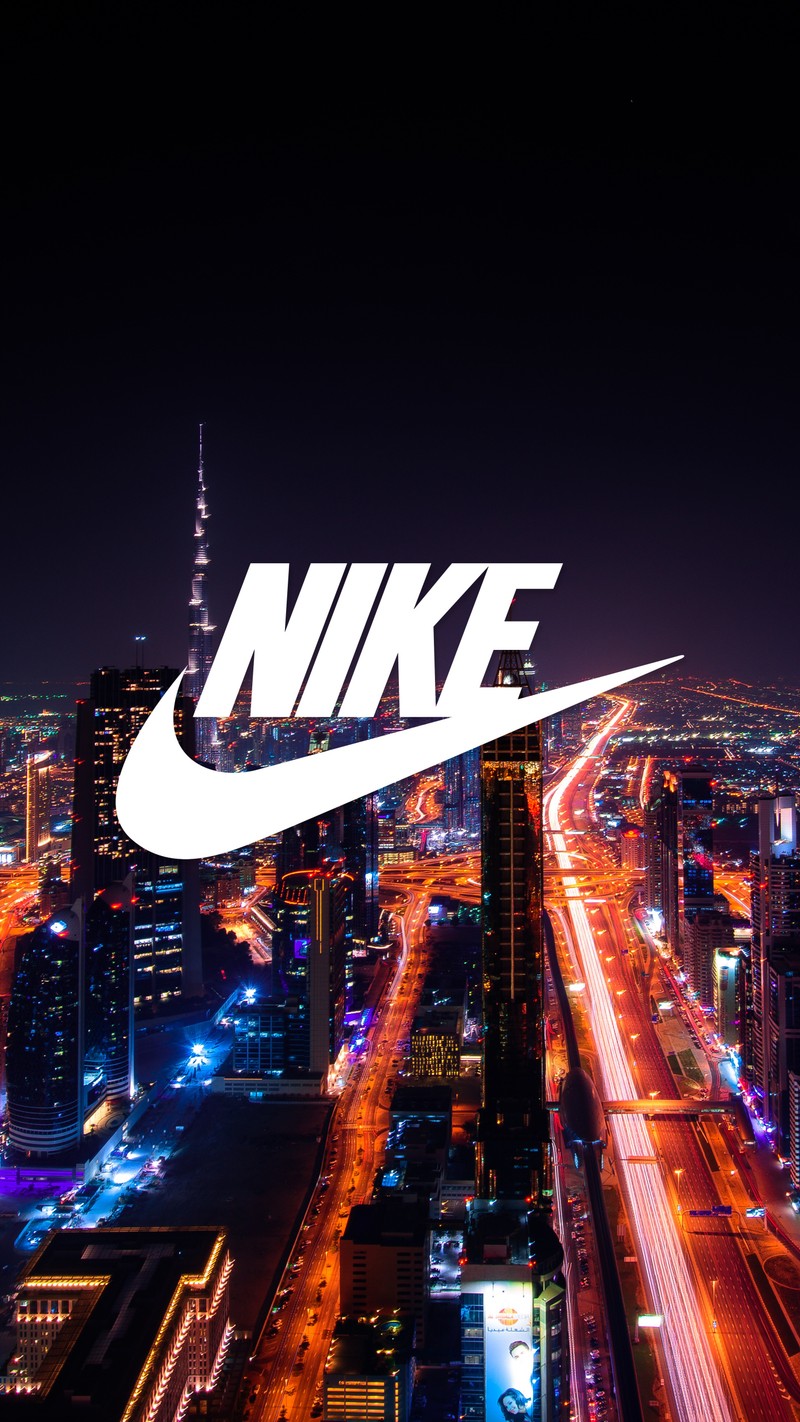 Логотип nike на городском горизонте ночью (синий, бренд, машина, город, огни)