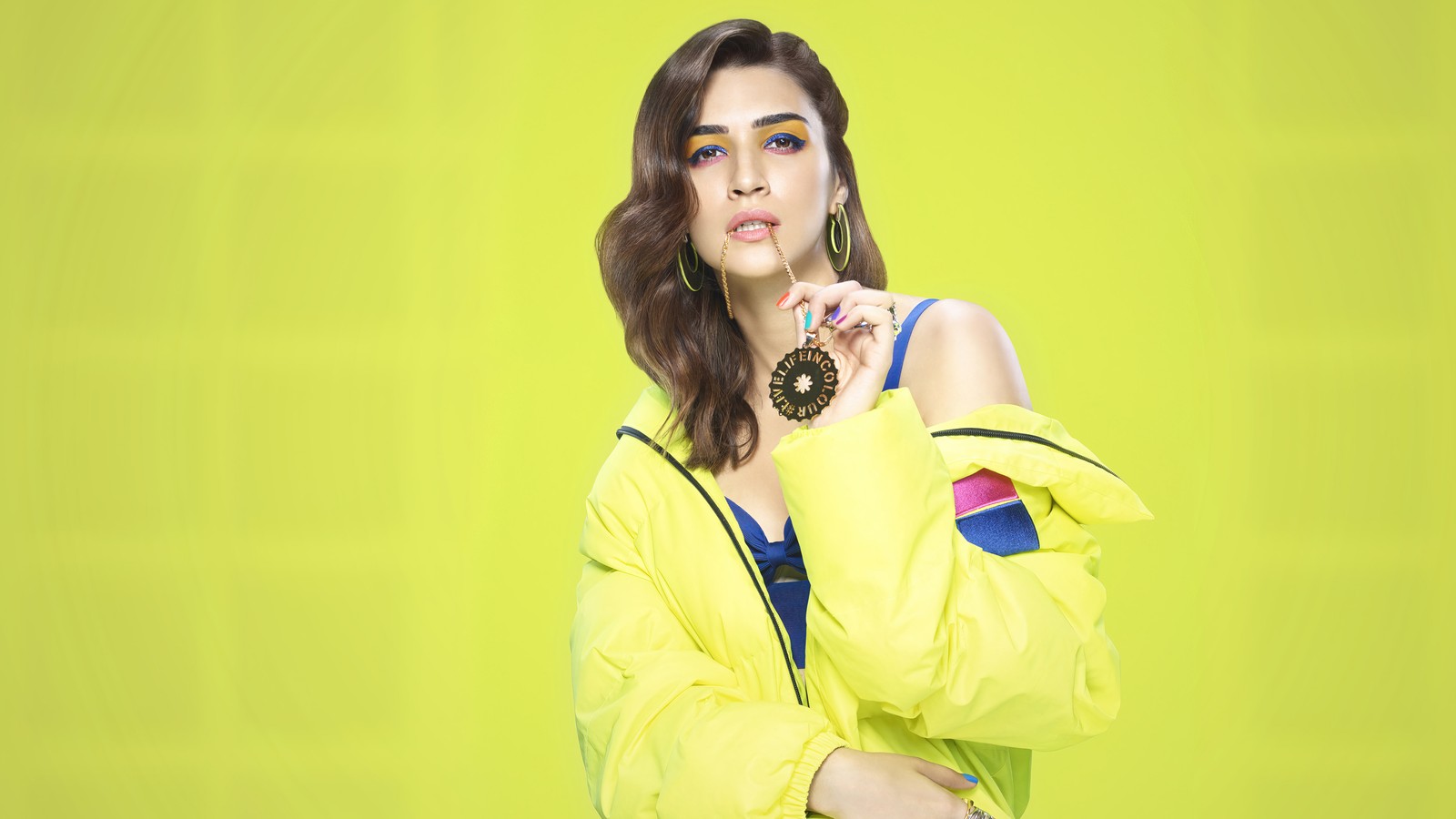 Téléchargez le fond d'écran kriti sanon, indien, actrice, célébrité, femmes