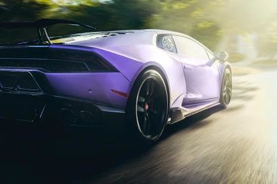 Lamborghini Huracán en movimiento: un impresionante coche deportivo morado