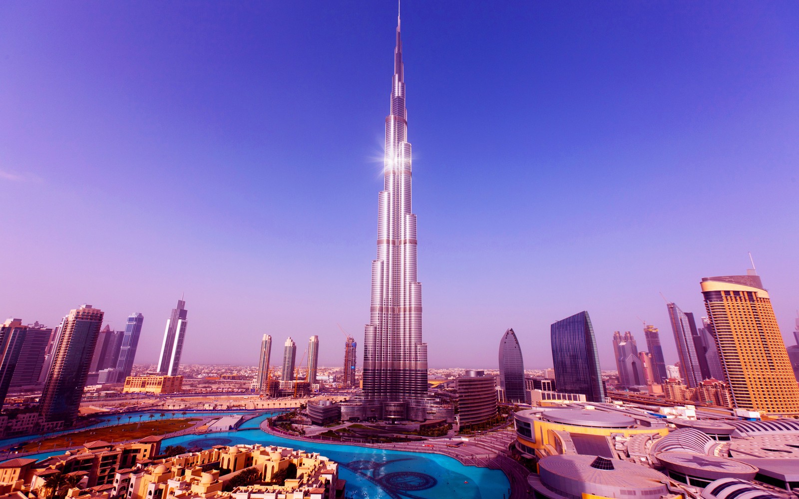 Vista árabe da torre burj khalifa no centro da cidade (burj khalifa, torre, arranha céus, paisagem urbana, marco)