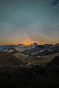 formas montañosas, montaña, tierras altas, cordillera, nube