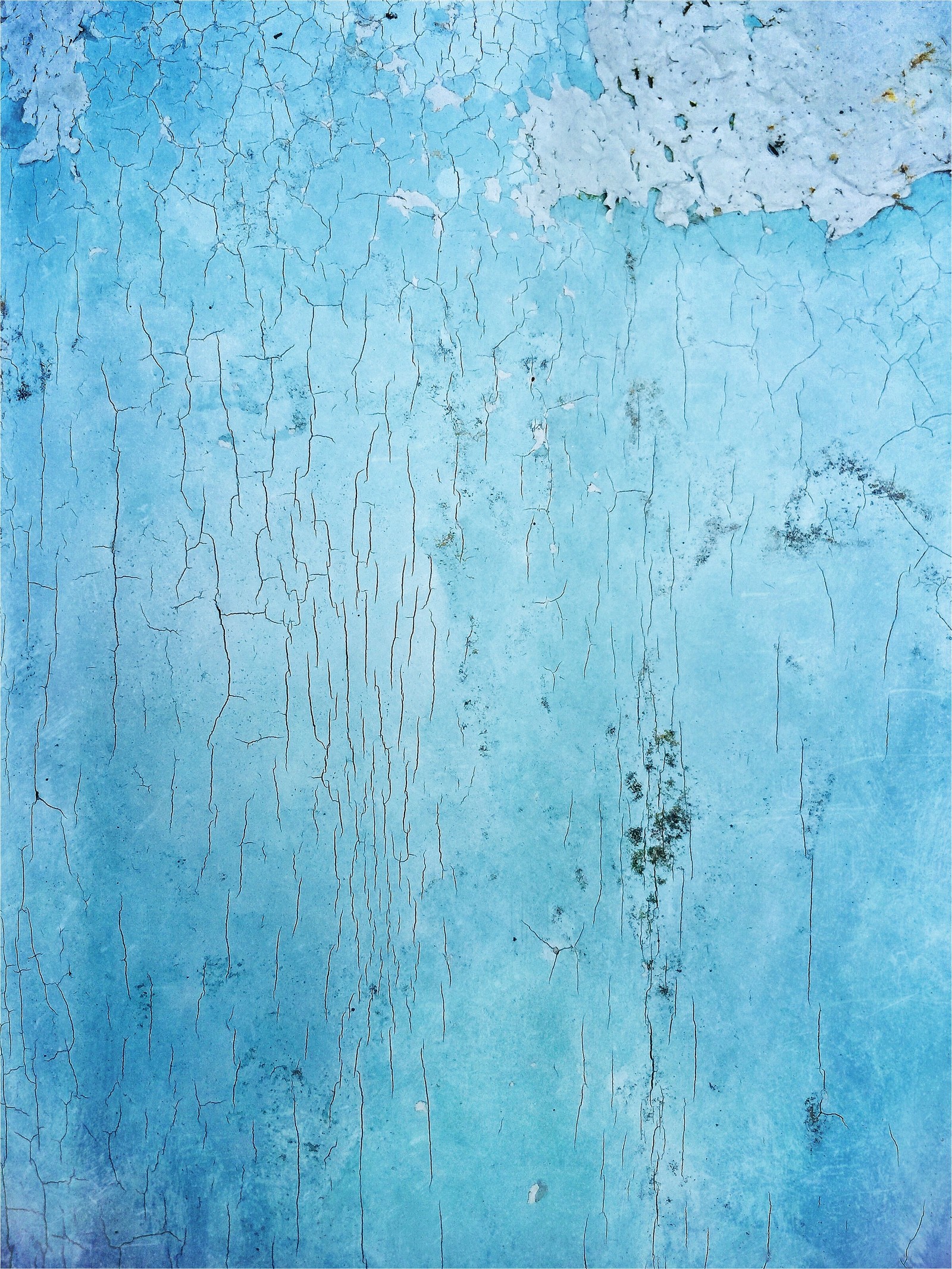 Arafed blue paint with white streaks on a wall (texture, blue, aqua, turquoise, azure)