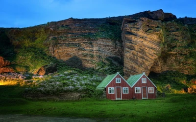 Charmante maison au milieu d'un escarpement des Highlands et d'un terrain rocheux