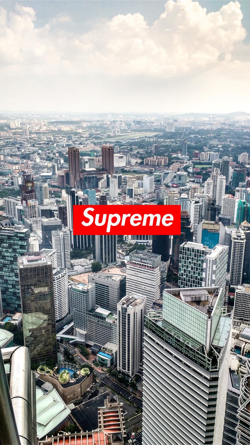 Артистический вид города с красным supreme ящиком на крыше (citta, город, mondo, руссел, russel)