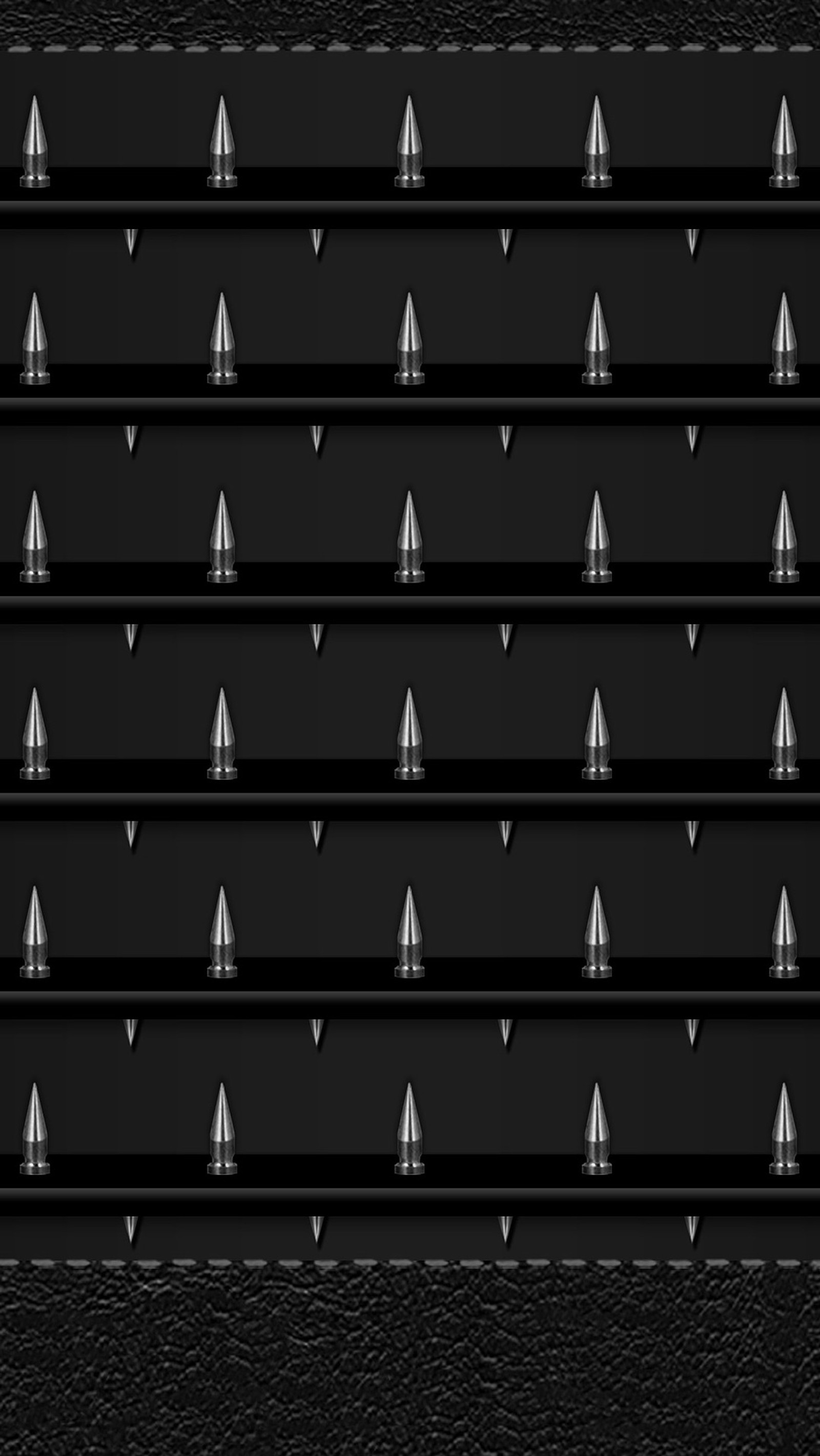 Черный фон с серебряными металлическими шипами и черной кожаной текстурой (серебро, spiked)