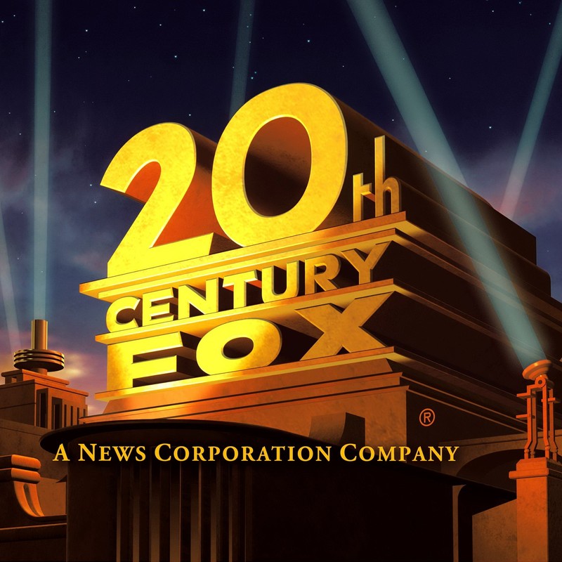 Близкий план знака на крыше здания на фоне неба (20th century, развлечения, fox studio, hd, новый)