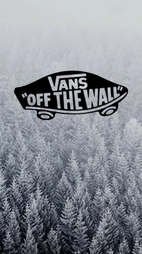 Logo de Vans "Off the Wall" contra un fondo de bosque nevado