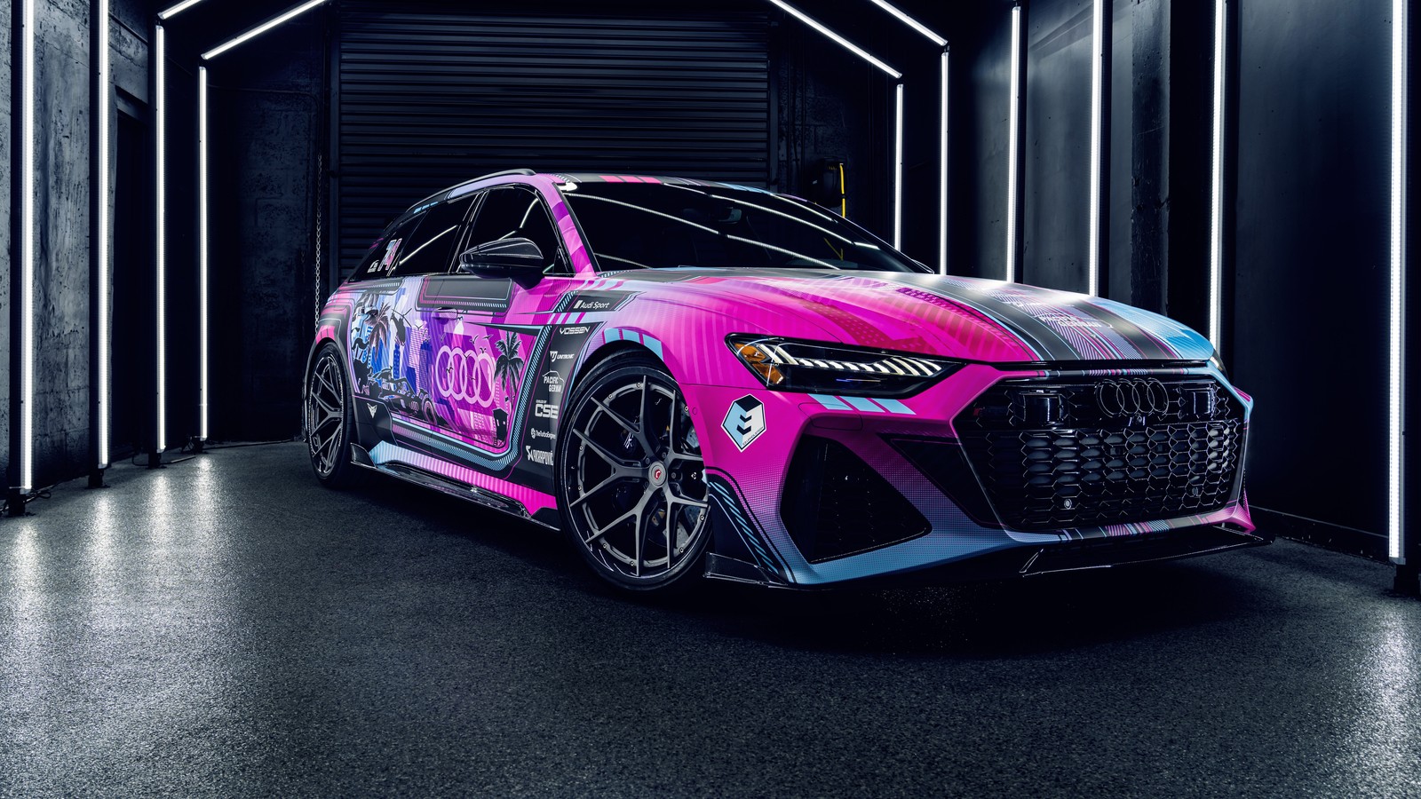 Une voiture de course audi rs4 rose avec une peinture rose (audi rs6, personnalisé, 5k, 8k, voitures)