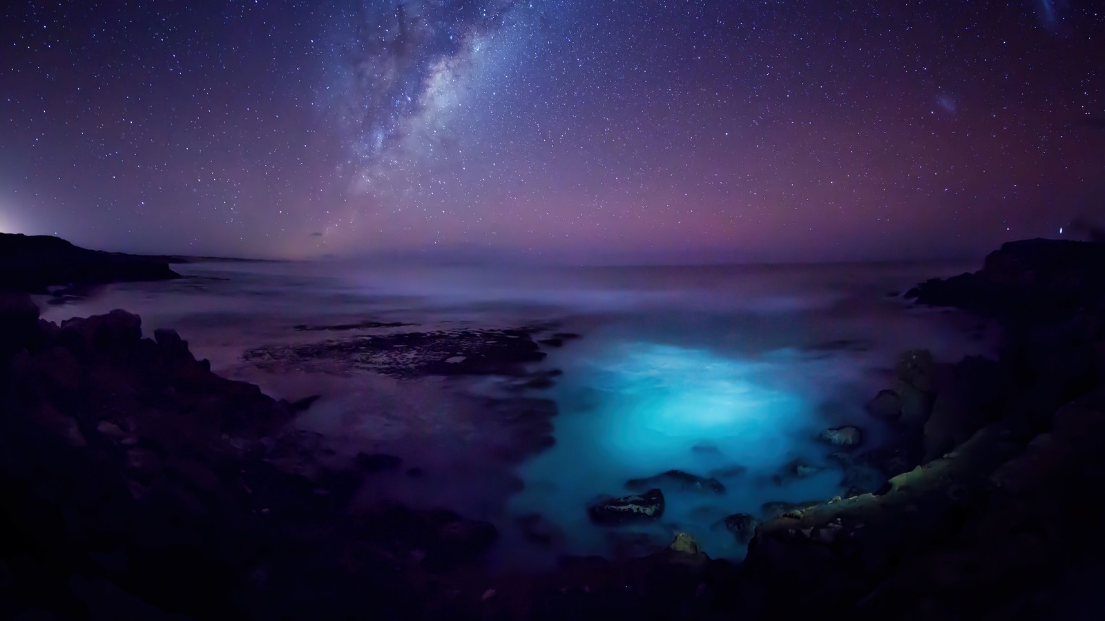 Uma vista da via láctea sobre o oceano (noite, estrela, oceano, cenário, via láctea)