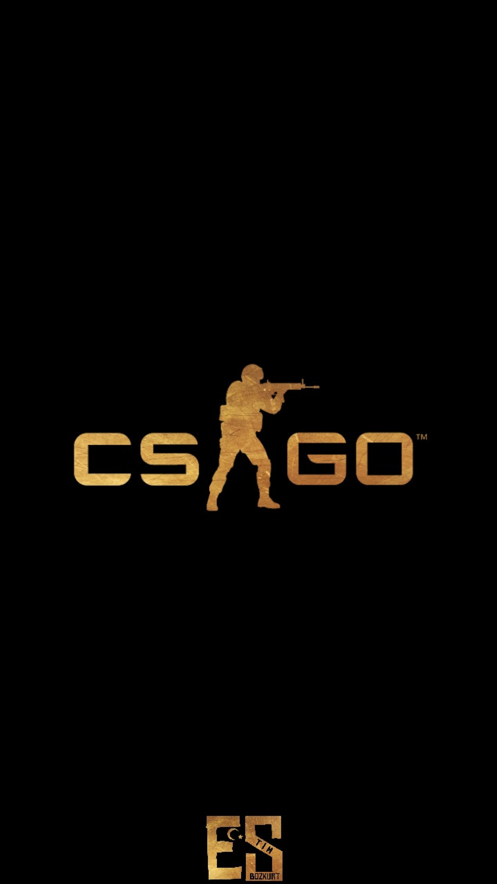 Un primer plano de un logotipo dorado sobre un fondo negro (contador, csgo, juego, juegos, global)