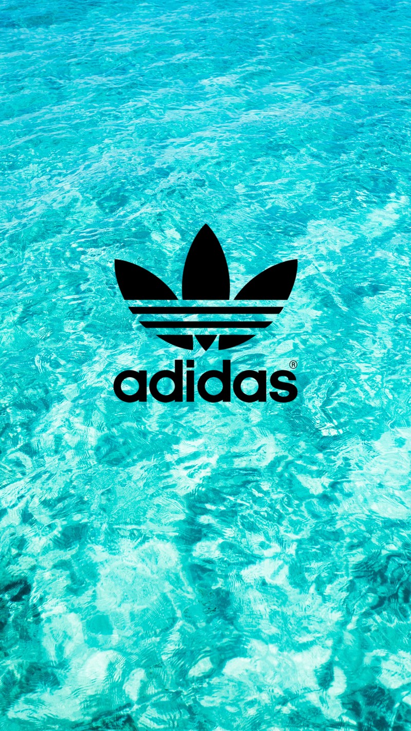 Логотип adidas на фоне синего океана (логотип, обои)